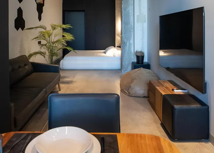 Crudo Un Loft Centrico De 50 M2 Apartment